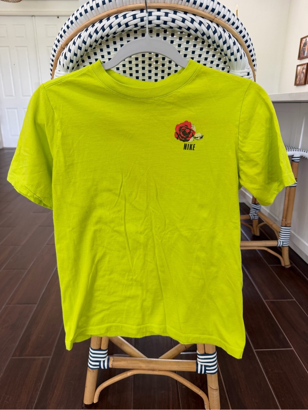 Nike Sportswear Kids Youth XL Rose City Graphic T-Shirt Lime Green Cyber Volt